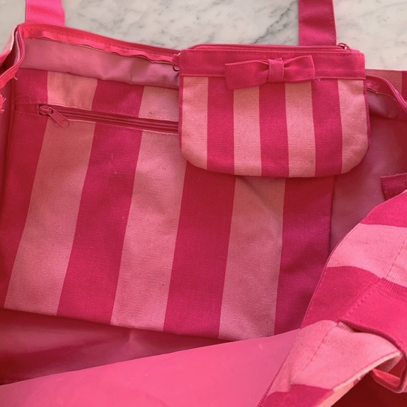 Victoria’s Secret classic oversized weekender cotton|canvas zipper & 2 pouches - Picture 3 of 10